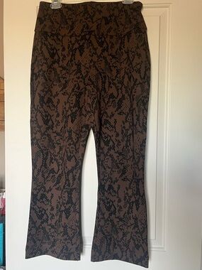 CAbi Brown & Black Wide Waistband Pants